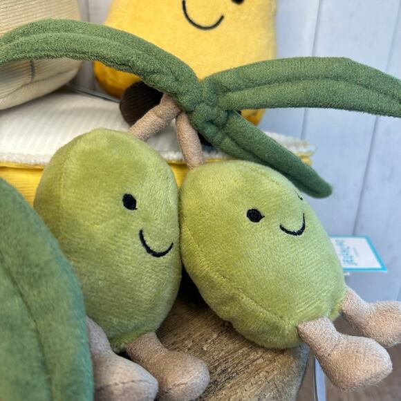 Copied - Jellycat Amuseables Broccoli FAST SHIP NEW Jellycat Broccoli Vegetables - Picture 5 of 10